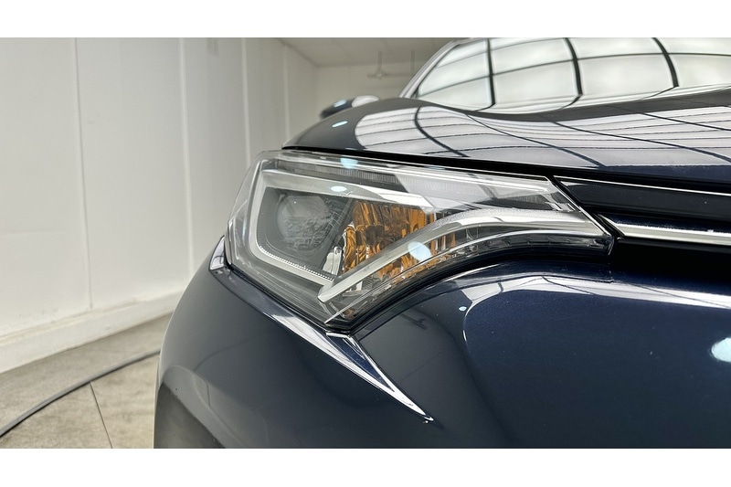 Used Toyota RAV4 2018 for sale - 76784297: Photo 21