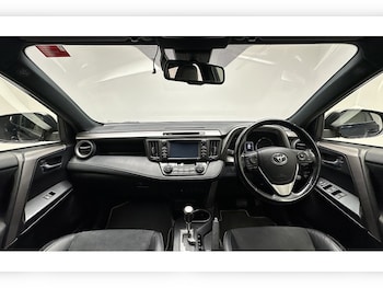 Used Toyota RAV4 2018 for sale - 76784297: Photo