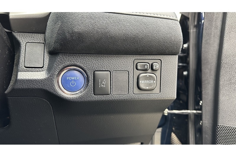 Used Toyota RAV4 2018 for sale - 76784297: Photo 36