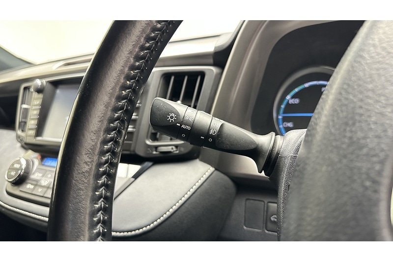 Used Toyota RAV4 2018 for sale - 76784297: Photo 37