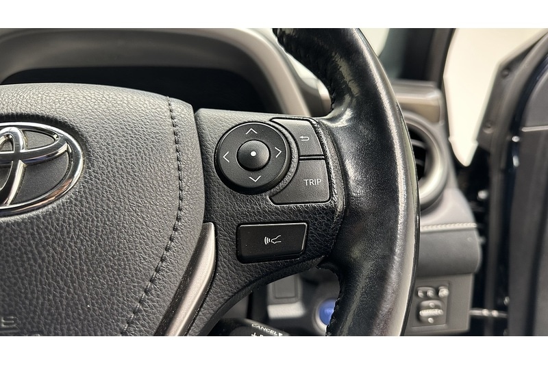 Used Toyota RAV4 2018 for sale - 76784297: Photo 40