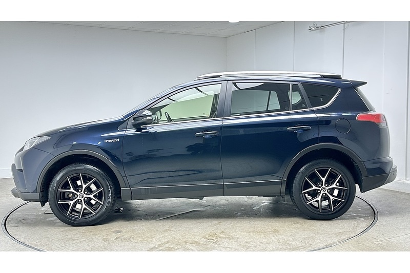 Used Toyota RAV4 2018 for sale - 76784297: Photo 8