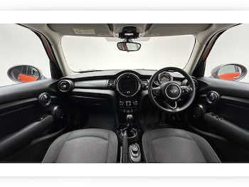 Used MINI Hatch 2019 for sale - 77114224: Photo