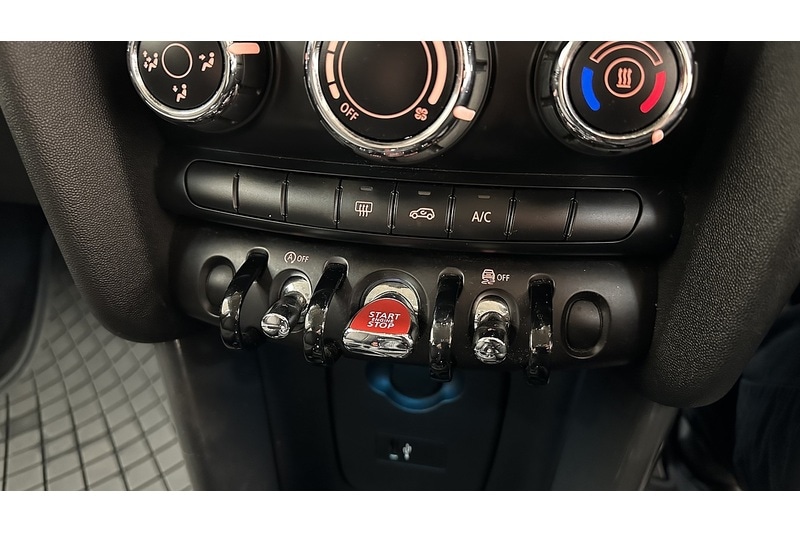 Used MINI Hatch 2019 for sale - 77114224: Photo 43