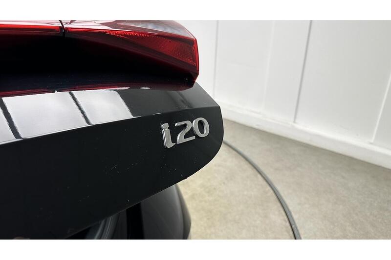 Used Hyundai i20 2021 for sale - 76784570: Photo 17