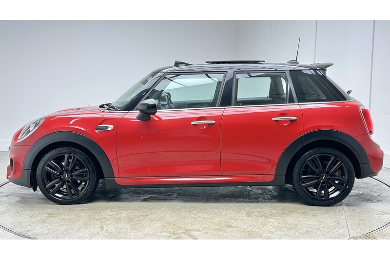 Used MINI Hatch 2018 for sale - 76896578: Photo 8