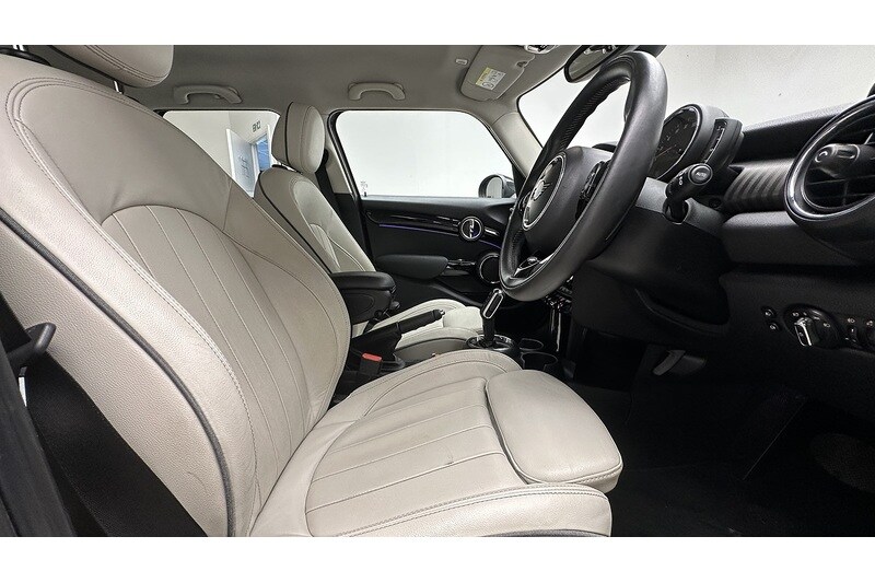 Used MINI Hatch 2019 for sale - 77984905: Photo 28