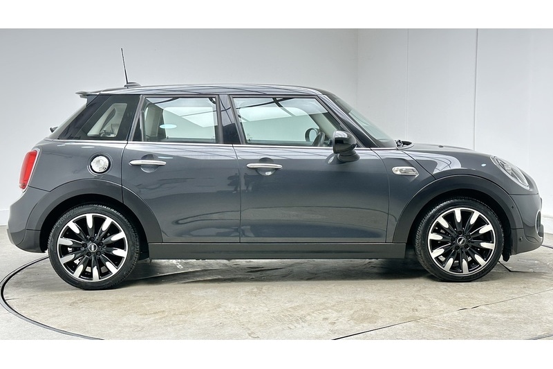 Used MINI Hatch 2019 for sale - 77984905: Photo 5