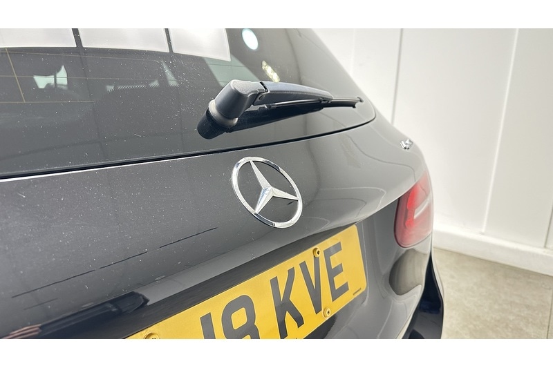 Used Mercedes-Benz GLC 2018 for sale - 76784539: Photo 16