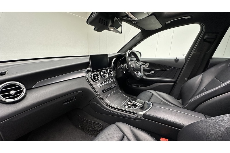 Used Mercedes-Benz GLC 2018 for sale - 76784539: Photo 25