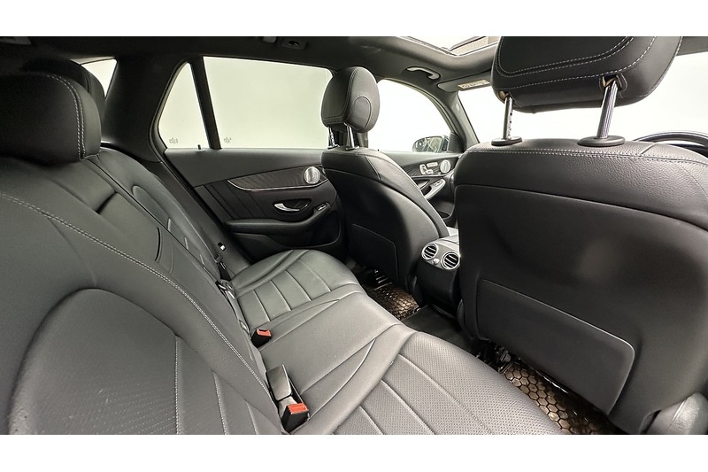 Used Mercedes-Benz GLC 2018 for sale - 76784539: Photo 32
