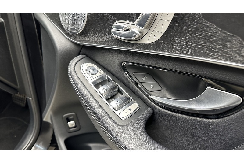 Used Mercedes-Benz GLC 2018 for sale - 76784539: Photo 39