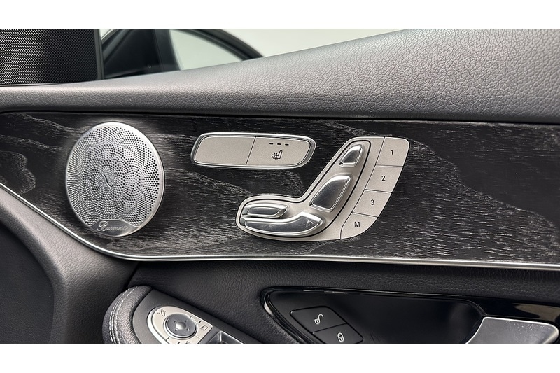 Used Mercedes-Benz GLC 2018 for sale - 76784539: Photo 40