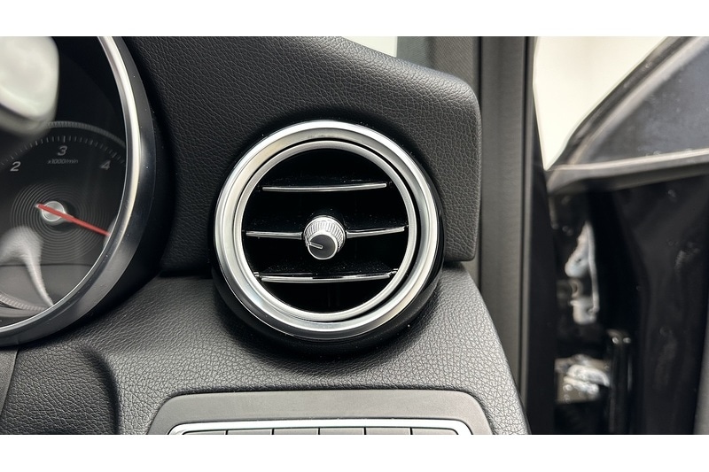 Used Mercedes-Benz GLC 2018 for sale - 76784539: Photo 42