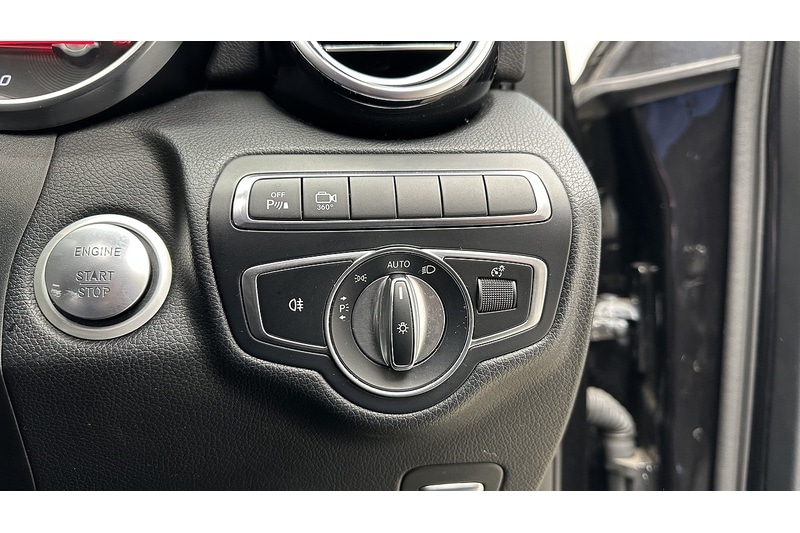 Used Mercedes-Benz GLC 2018 for sale - 76784539: Photo 43