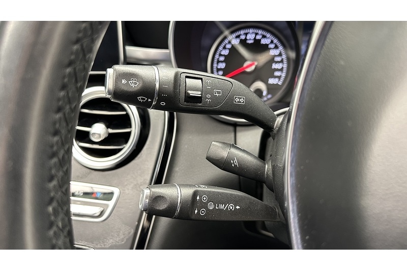 Used Mercedes-Benz GLC 2018 for sale - 76784539: Photo 44