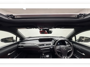 Used Lexus UX 2019 for sale - 78781530: Photo