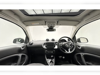 Used smart fortwo 2022 for sale - 78083670: Photo