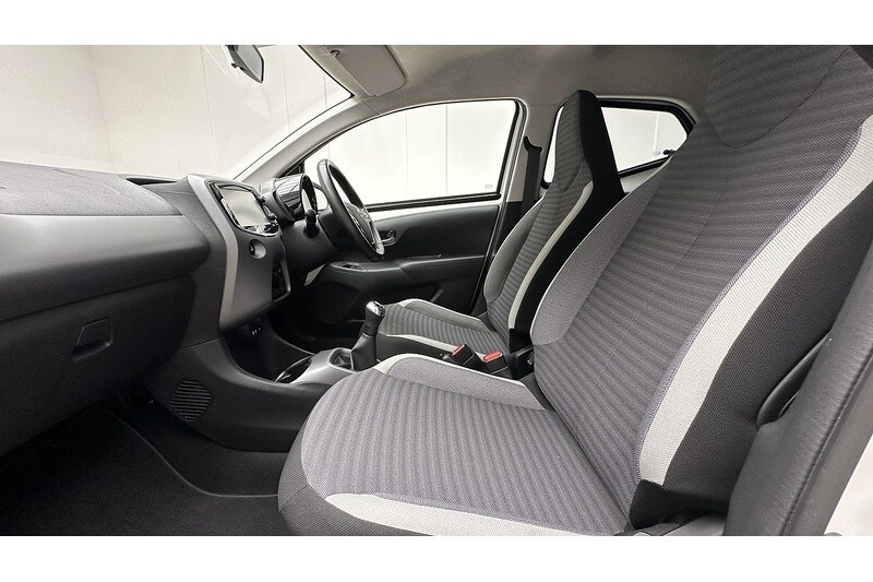 Used Toyota AYGO for sale - 77963579: Photo 18