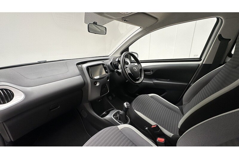 Used Toyota AYGO for sale - 77963579: Photo 19