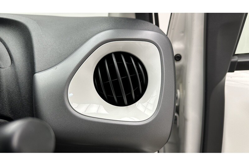 Used Toyota AYGO for sale - 77963579: Photo 26