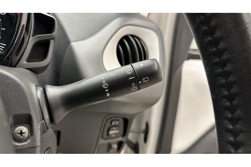 Used Toyota AYGO for sale - 77963579: Photo 29