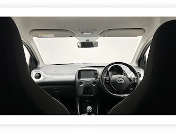 Used Toyota AYGO 2018 for sale - 77963579: Photo