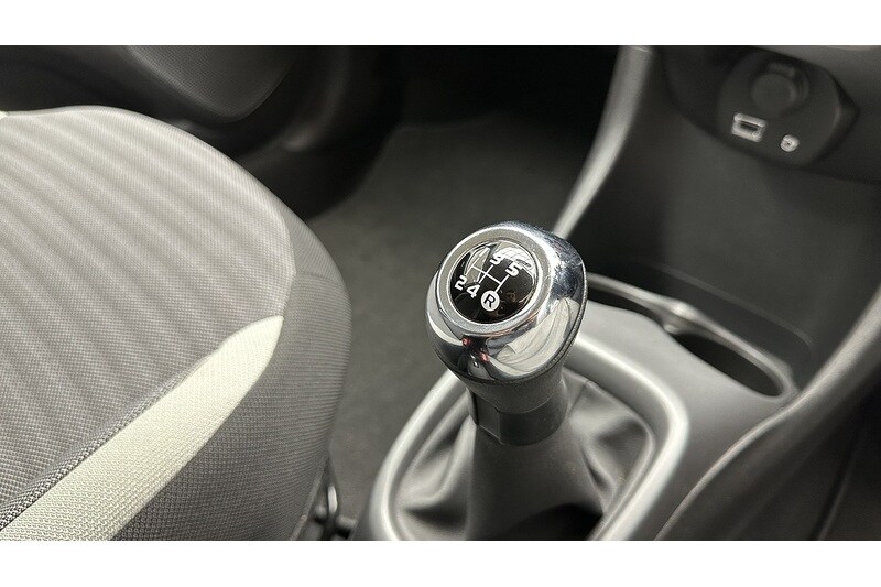 Used Toyota AYGO for sale - 77963579: Photo 38