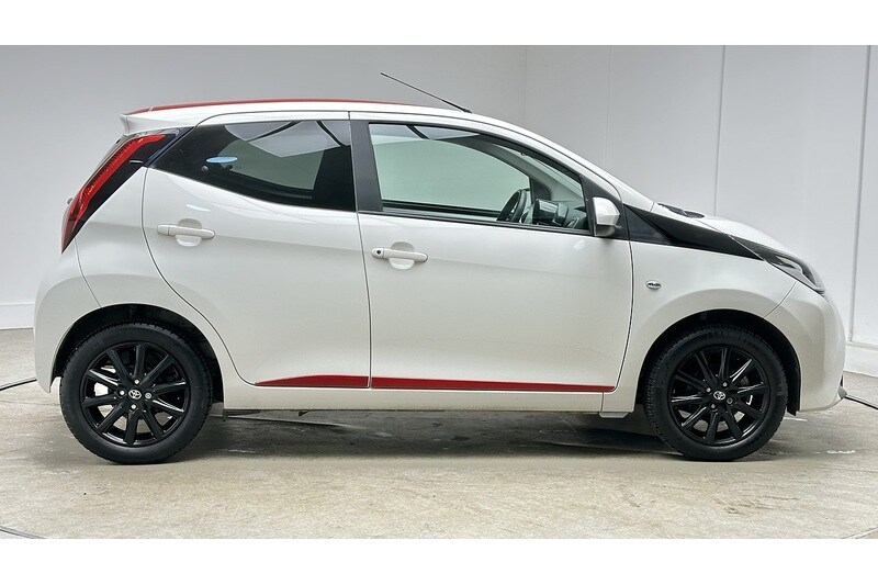 Used Toyota AYGO for sale - 77963579: Photo 5