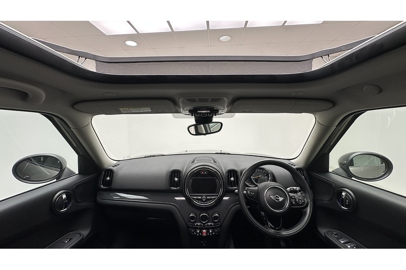 Used MINI Countryman 2017 for sale - 78144216: Photo 2