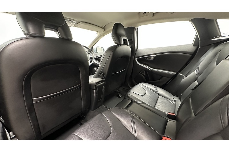 Used Volvo V40 2017 for sale - 78016599: Photo 21