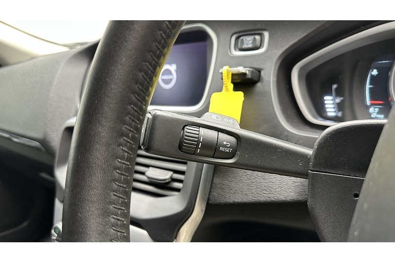 Used Volvo V40 2017 for sale - 78016599: Photo 31