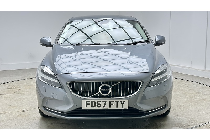 Used Volvo V40 2017 for sale - 78016599: Photo 4