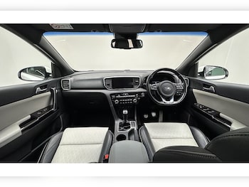 Used Kia Sportage 2020 for sale - 76784320: Photo