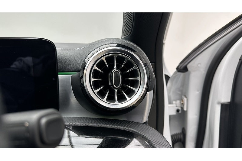 Used Mercedes-Benz A-Class for sale - 77821935: Photo 38