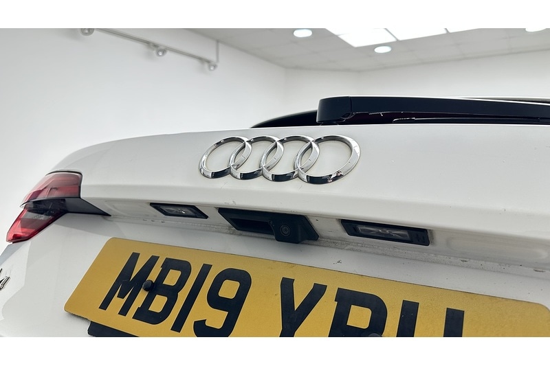 Used Audi A4 2019 for sale - 76784375: Photo 15