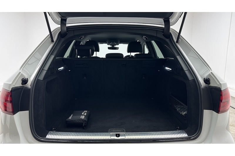 Used Audi A4 2019 for sale - 76784375: Photo 49