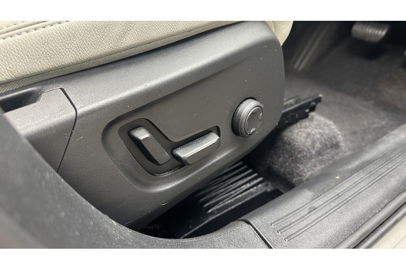 Used Volvo XC40 2020 for sale - 77461179: Photo 37