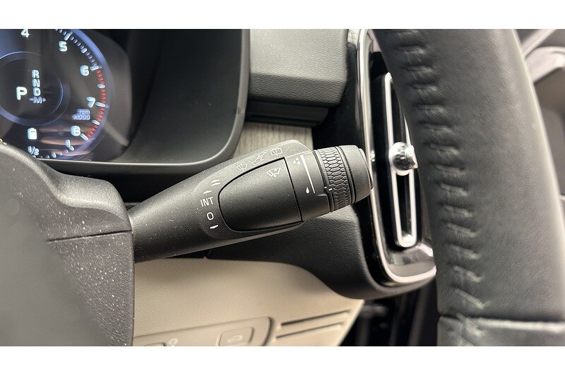 Used Volvo XC40 2020 for sale - 77461179: Photo 41