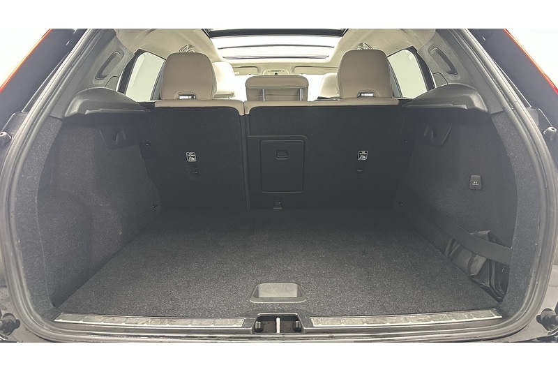 Used Volvo XC40 2020 for sale - 77461179: Photo 54