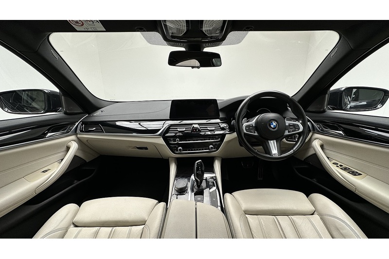 Used BMW 5 Series 2018 for sale - 77558296: Photo 2