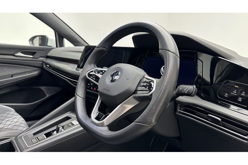 Used Volkswagen Golf 2021 for sale - 77247301: Photo 38