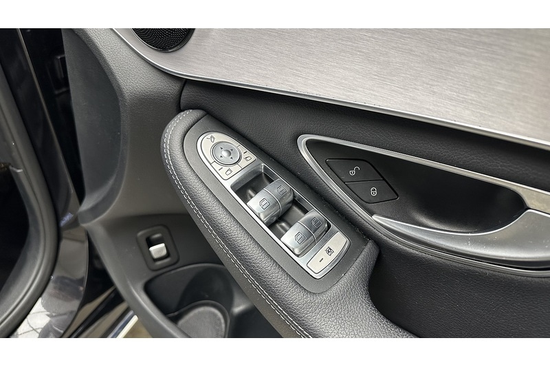 Used Mercedes-Benz C Class 2019 for sale - 76950824: Photo 28