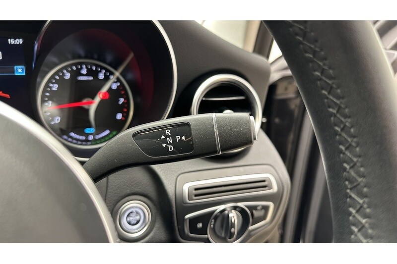 Used Mercedes-Benz C Class 2019 for sale - 76950824: Photo 33