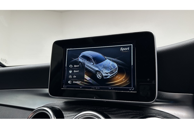 Used Mercedes-Benz GLC 2018 for sale - 76784398: Photo 48