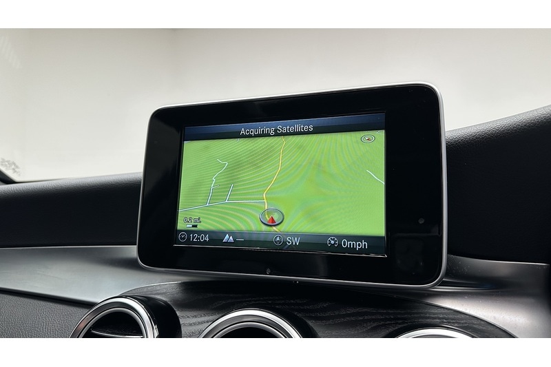 Used Mercedes-Benz GLC 2018 for sale - 76784398: Photo 52