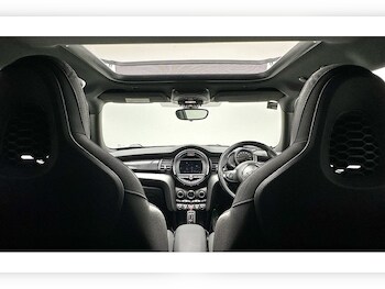 Used MINI Hatch 2019 for sale - 77465349: Photo