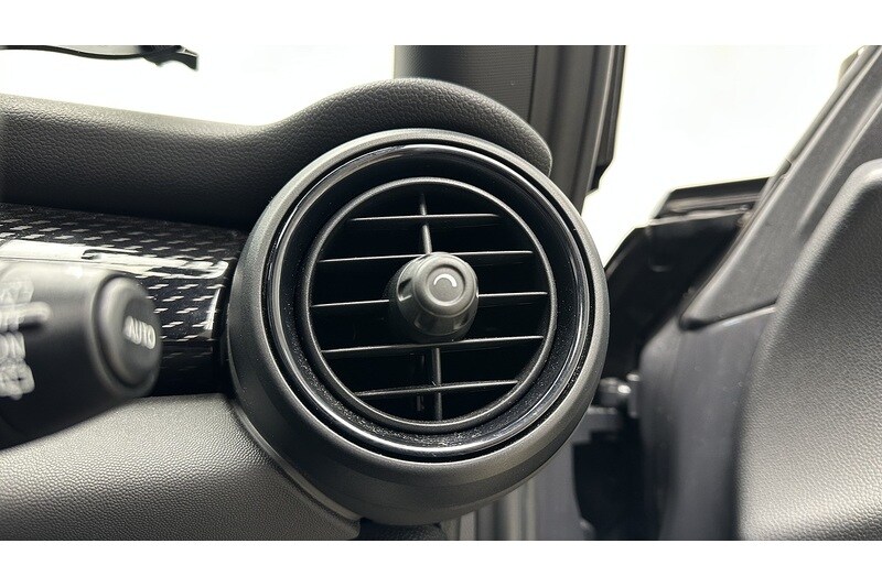 Used MINI Hatch 2019 for sale - 77465349: Photo 34