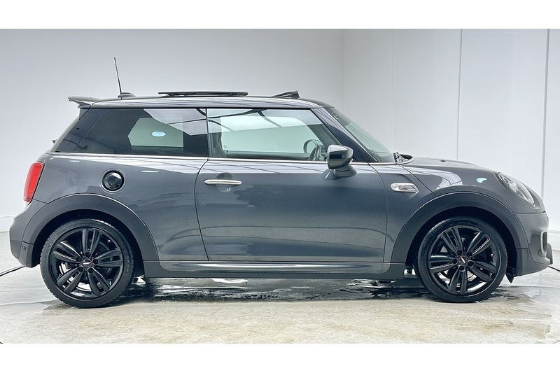 Used MINI Hatch 2019 for sale - 77465349: Photo 5