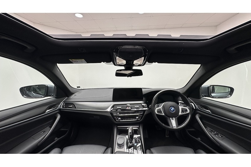 Used BMW 5 Series 2022 for sale - 77792597: Photo 2